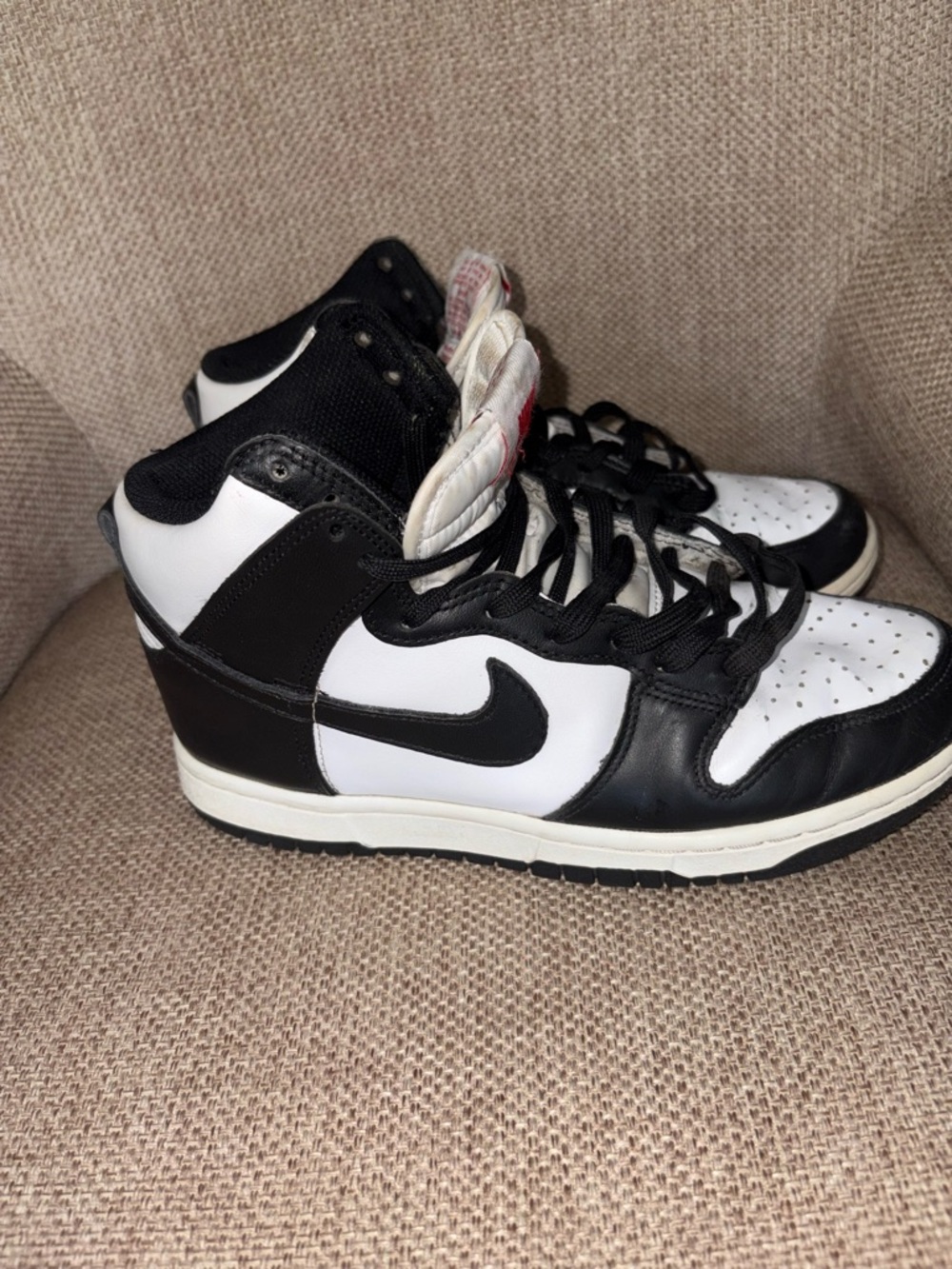 Nike dunk high panda DD1869–103 size 7 black an white retro high top sneakers